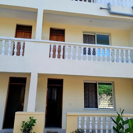 Casuarina Lounge Hotel Malindi Exterior photo